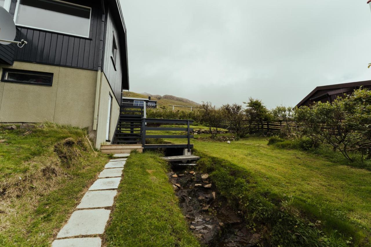 Cozy 2-Bedroom House With A Fantastic View Leynar Exteriör bild